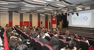 Rektör Altun, lise öğrencileri ile buluştu
