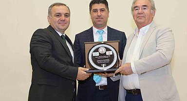 Rektör Altun, mezun olduğu lisenin öğrencileri ile buluştu