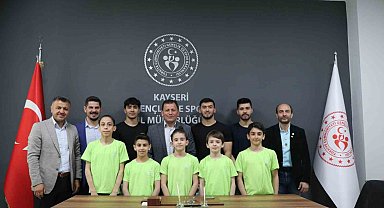 Şampiyon jimnastikçilerden Kabakcı'ya ziyaret