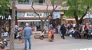 Seçim tatilini fırsat bilip doyasıya eğlendiler