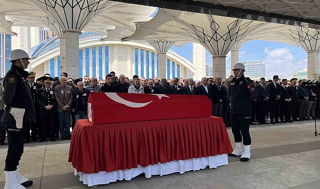 Şehit polis memuru Özgür Barçın, Ankara'da son yolculuğuna uğurlandı