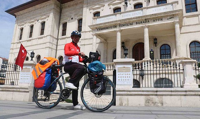 Şehitler için bin 200 kilometre pedal çevirecek
