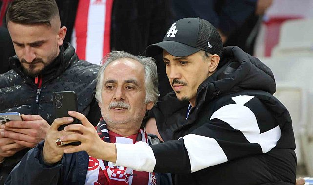 Sivasspor'un eski futbolcusu Fayçal, 4 Eylül Stadyumu'nda