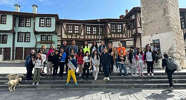 Sivrihisar turist akınına uğruyor