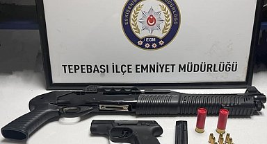 Şüpheli şahıstan tabanca ve tüfek ele geçirildi