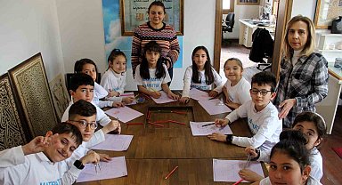 Tarihi konakta sanatla birlikte matematik öğreniyorlar
