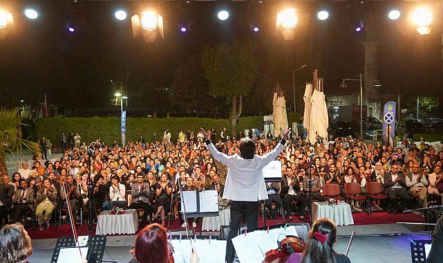 Tarsus Müzik Günleri yoğun katılımla tamamlandı
