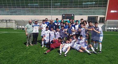 U18 Türkiye Şampiyonası: Kayseri Atletikspor: 3- Samsun Büyükşehir Belediyespor:0
