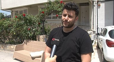 Uçan koltuğun videosunu çeken vatandaş: "Koltuk rüzgarın etkisiyle hemen üstüme gelmeye başladı"