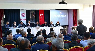 Vali Mete Buhara muhtarları dinledi