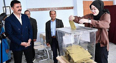 Vali Tekbıyıkoğlu: "Seçim güvenliği için tüm tedbirlerimizi aldık"