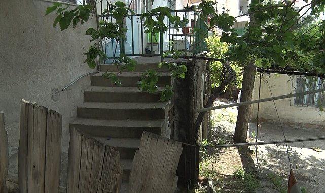 'Bahçede köpek besleme' kavgasında ev sahibini pompalı tüfekle öldürdü