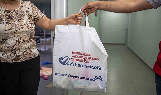 'Biriz beraberiz' destekleri depremzedelere ulaşıyor
