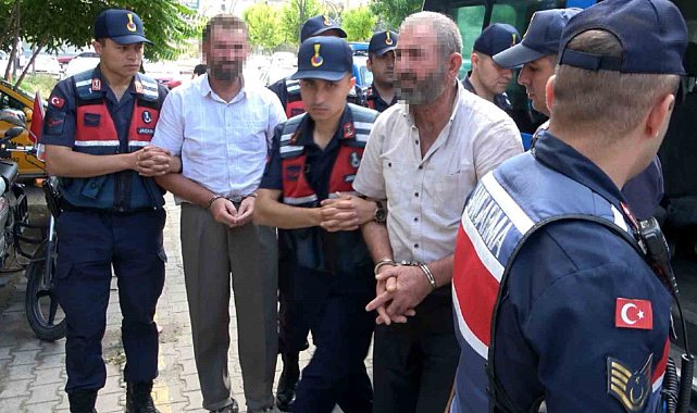 Aksaray'da 2 kişiyi öldürmekten 20 yıldır aranan 2 kardeş JASAT operasyonuyla yakalandı