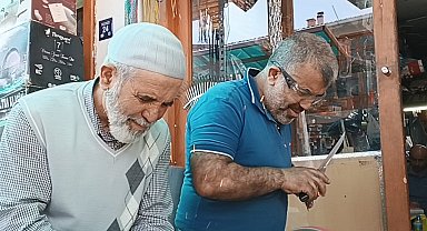 Baba ve oğlun bayram mesaisi