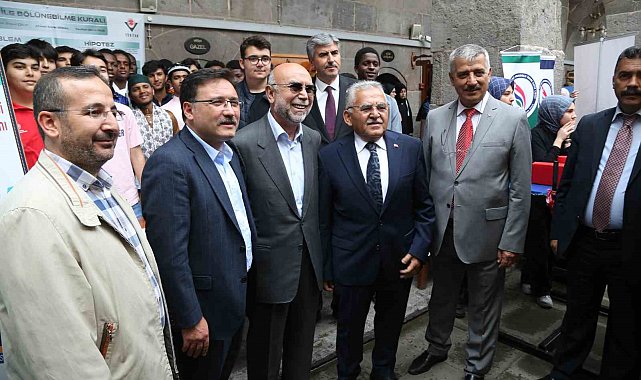 Başkan Büyükkılıç İmam Hatip Okulları Yıl Sonu Etkinliklerine katıldı