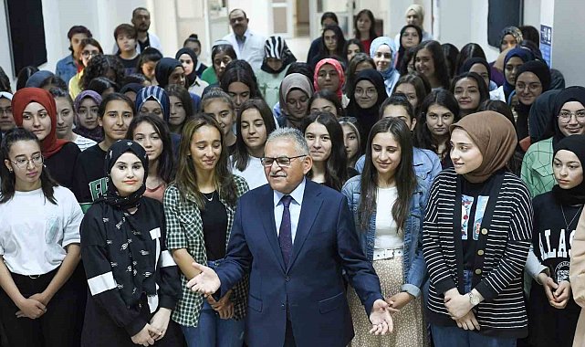 Başkan Büyükkılıç; YKS'ye Girecek Adaylara Başarılar Diledi