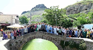 Başkan Pekyatırmacı Bosna Hersekli kursiyerleri Sille'de ağırladı