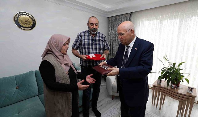 Başkan Yaşar'dan Babalar Günü'nde anlamlı ziyaret