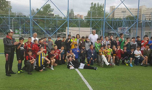 Başkentte gençler arası futbol turnuvası