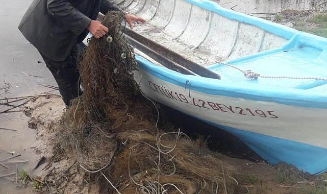 Beyşehir Gölü hayalet ağlardan temizleniyor