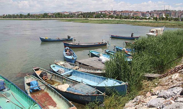 Beyşehir Gölü'nde balık avı sezonunu açıldı