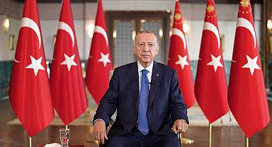 Cumhurbaşkanı Erdoğan: "Deprem konutlarının ilk bölümünün teslimatına inşallah ekim, kasım ayları içinde peyderpey başlıyoruz"