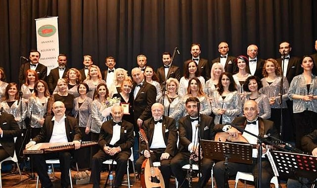 Eskişehir'de Türk Sanat Müziği Korosu'ndan 'sezon sonu konseri'
