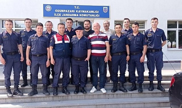Eskişehirli down sendromlu Emre'nin temsili askerlik sevinci