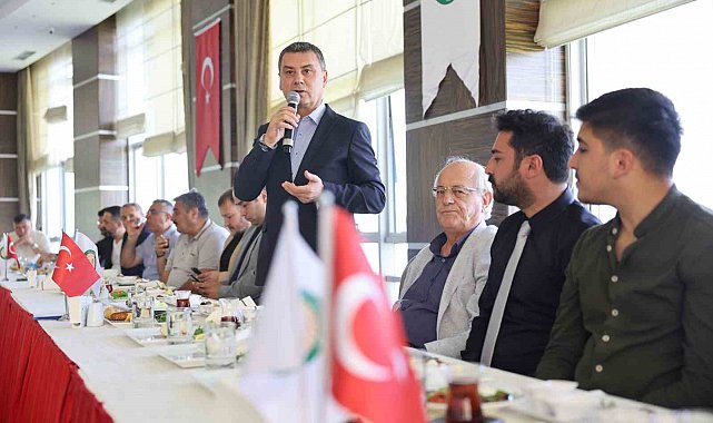Gölbaşı Belediye Başkanı Şimşek emlak danışmanlarıyla kahvaltıda buluştu