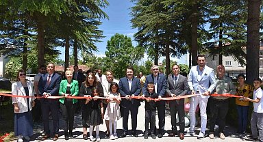İnönü'de 5. Geleneksel Bahar Sergisi açıldı