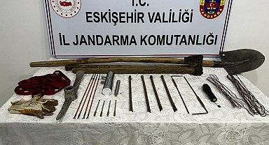 Jandarma ekiplerinden kaçak kazıya suçüstü