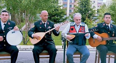 Jandarma personelinden anlamlı klip