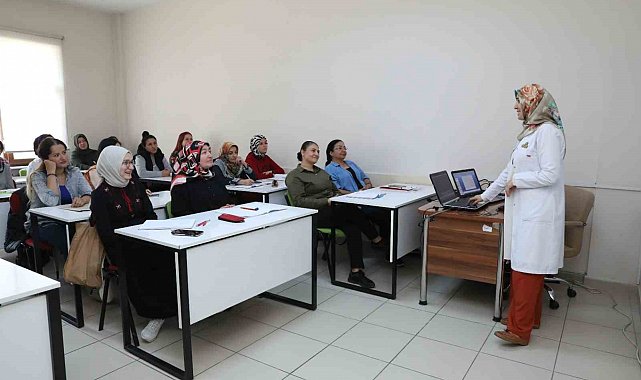 KAYMEK'ten bir ilk daha: Türk İşaret Dili sınavına hazırlık kursu