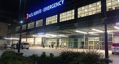 Kız arkadaşını eve kabul etmeyen annesini darp ederek hastanelik etti