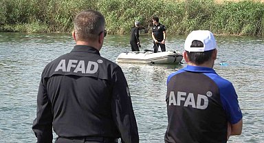 Kızılırmak'a düşen topu almak için suya giren 3 çocuk canından oldu