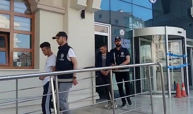 Konya'da camiden ve evden hırsızlık şüphelisi 2 kişi tutuklandı