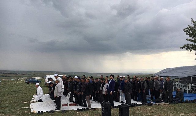 Niğdeliler Şükür Duasına Çıktı