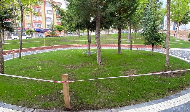Pursaklar yenilenen park alanlarıyla nefes alıyor