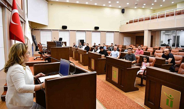 Tepebaşı'ndan ev hayvanı satış yeri açacaklara eğitim