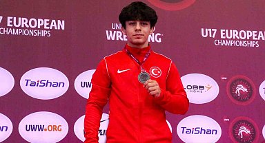 Torku Şekersporlu milli güreşçi Halil Çınar Avrupa ikincisi oldu