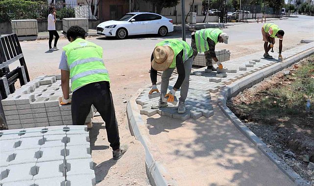 Toroslar'daki kaldırım çalışmaları Çağdaşkent'de devam ediyor