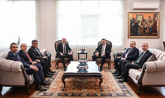 Türk Eğitim-Sen'den Bakan Tekin'e ziyaret