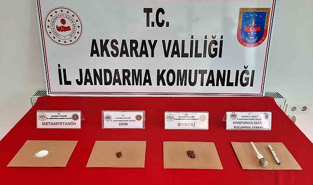Uyuşturucu tacirlerine jandarma baskını: 4 gözaltı