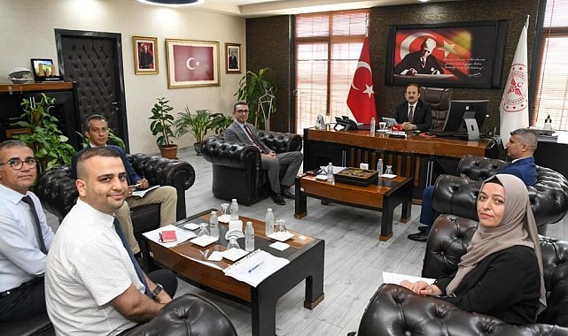Vali Pehlivan, kentteki sağlık yatırımlarını değerlendirdi