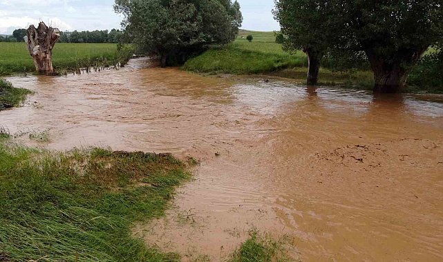 Yozgat'ta sel hayatı olumsuz etkiledi