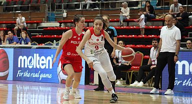 18 Yaş Altı Kız Basketbol Milli Takımı, Avrupa Şampiyonası'na galibiyetle başladı