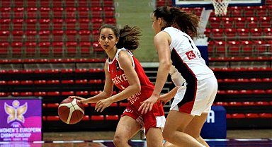 18 Yaş Altı Kız Basketbol Milli Takımı, Fransa'ya mağlup oldu