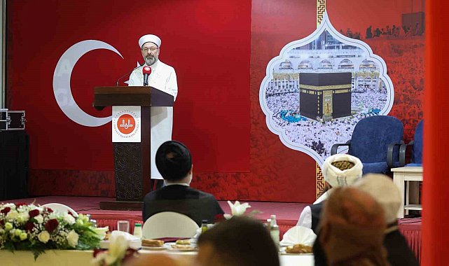 Diyanet İşleri Başkanı Erbaş: "İnsanlık, İslam'ın hak, hukuk, rahmet ve merhamet ilkelerine muhtaçtır"