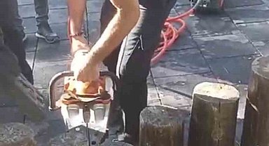 Acıyla kıvranıyorlardı, yardıma itfaiye ekipleri yetişti